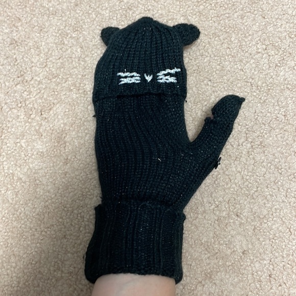 Karl Lagerfeld Choupette Pop-Top Black Mittens - Picture 5 of 6